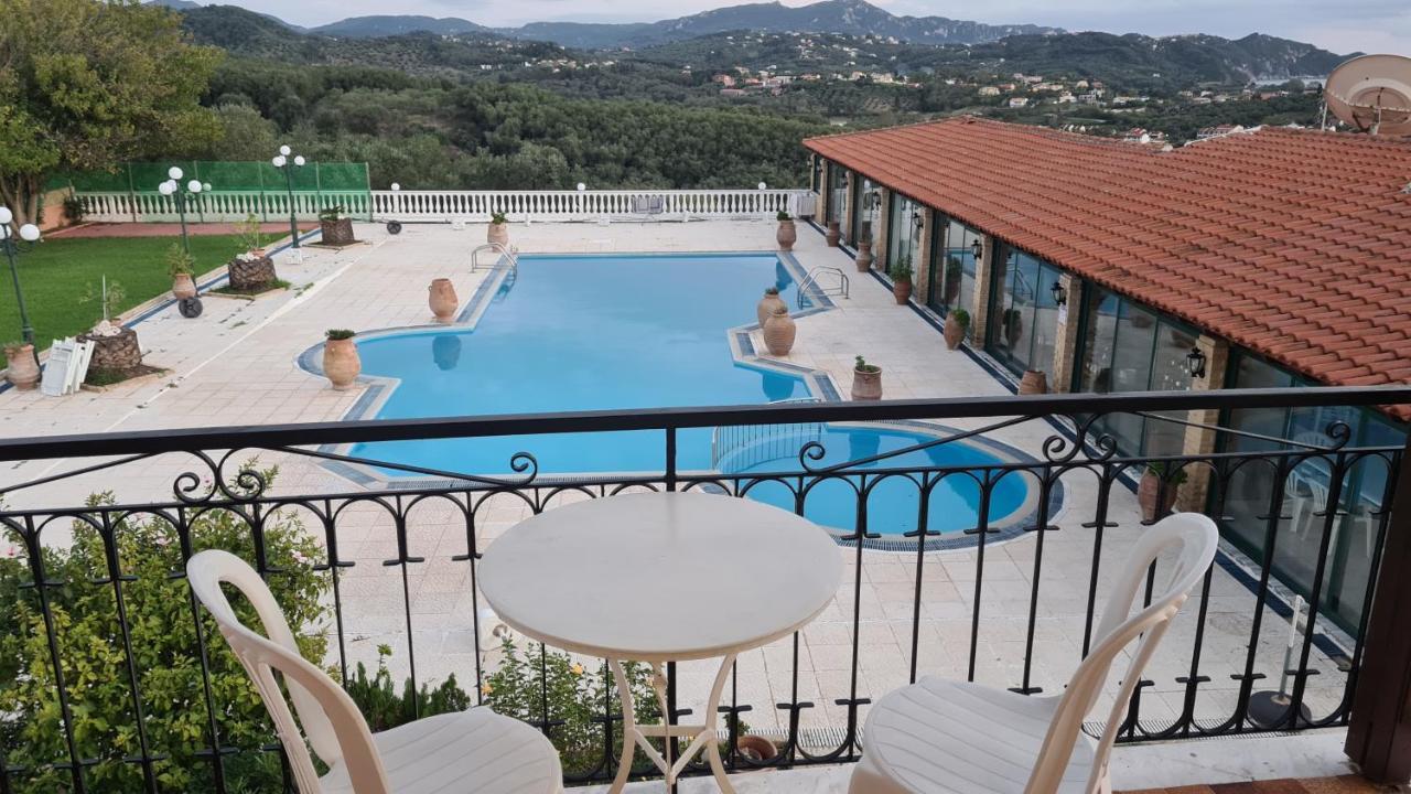 Villa Voula Agios Stefanos Avliotes  Exteriér fotografie