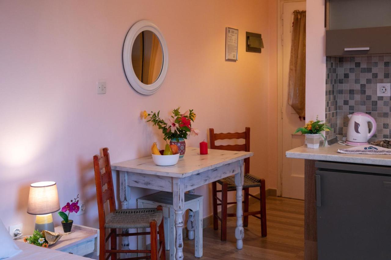 Villa Voula Agios Stefanos Avliotes  Exteriér fotografie