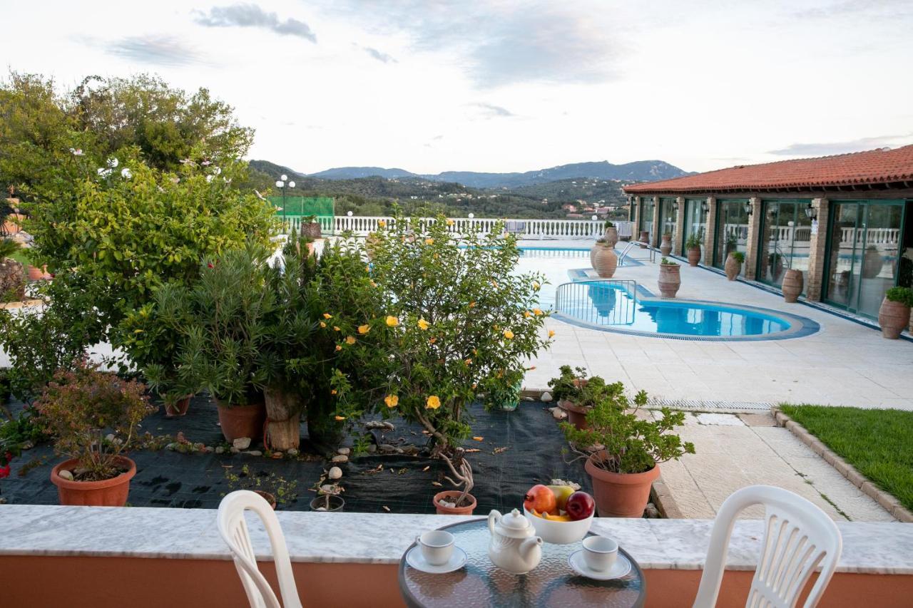 Villa Voula Agios Stefanos Avliotes  Exteriér fotografie