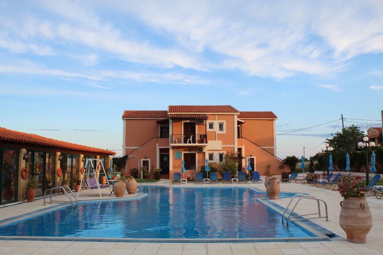 Villa Voula Agios Stefanos Avliotes  Exteriér fotografie