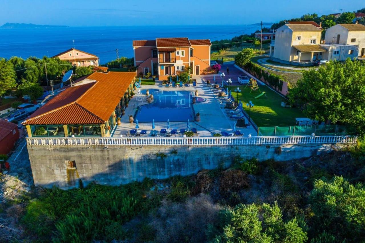 Villa Voula Agios Stefanos Avliotes  Exteriér fotografie