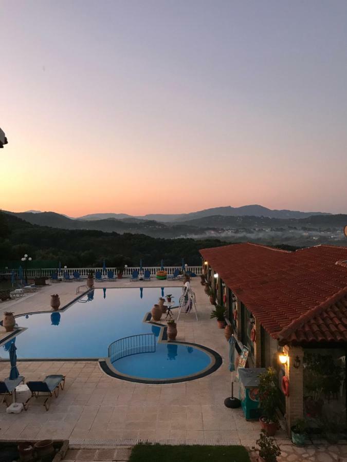 Villa Voula Agios Stefanos Avliotes  Exteriér fotografie